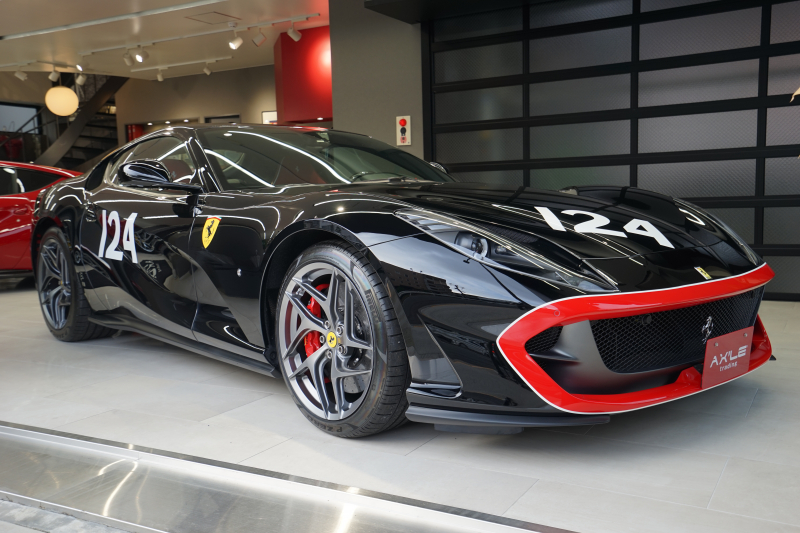 フェラーリ 812 スーパーファスト スペシャルオーダー　テーラーメイド（特別仕様車）　250テスタロッサオマージュ　希少　ディーラー車　