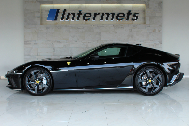 フェラーリ 12 Cilindri D車 リフトシステム カーボンファイバーレーシングシート