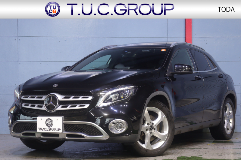 メルセデスベンツ GLA GLA220 4MATIC ﾌﾟﾚﾐｱﾑP ﾚｰﾀﾞｰSP　後期ﾓﾃﾞﾙ 黒革 ﾊﾟﾉﾗﾏｻﾝﾙｰﾌ 8ｲﾝﾁﾜｲﾄﾞﾅﾋﾞ CarPlay harman/kardonｻｳﾝﾄﾞ LEDﾍｯﾄﾞﾗｲﾄ ｱｸﾃｨﾌﾞｸﾙｺﾝ 自動ﾘｱｹﾞｰﾄ 18ｲﾝﾁｱﾙﾐ　2年保証