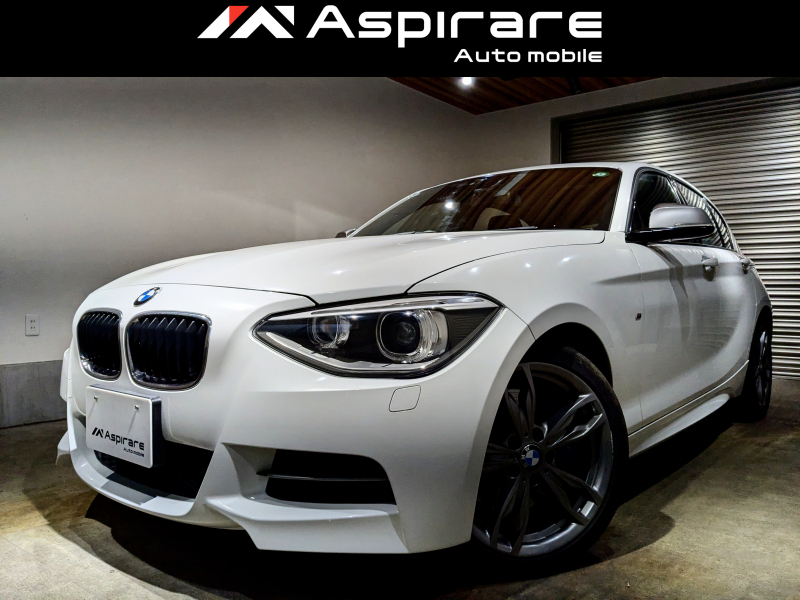 BMW 1シリーズ M135I　直接6気筒ターボエンジン(N55B30A)　18インチアルミホイール　キセノンヘッドライト　HDDカーナビゲーションシステム　リアカメラ　