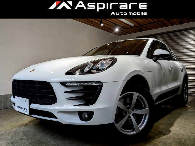 ポルシェ マカン PDK　ルクソールベージュインテリア　レザーパッケージ　シートヒーター　キセノン　ナビTV　リアカメラ　18インチアルミホイール　パワーバックドア