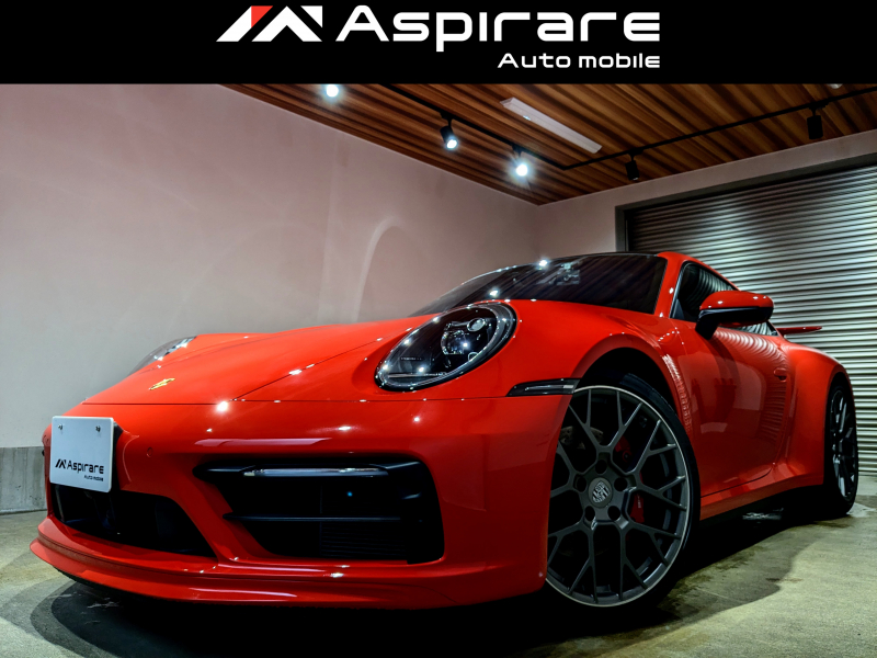 ポルシェ 911(Type992) カレラS　スポーツデザインパッケージ　軽量カーボンルーフ　フロントリフター　スポーツクロノパッケージ　スポーツエグゾースト　レザーインテリア　マットカーボンインテリア　ACC　BSM　BOSE