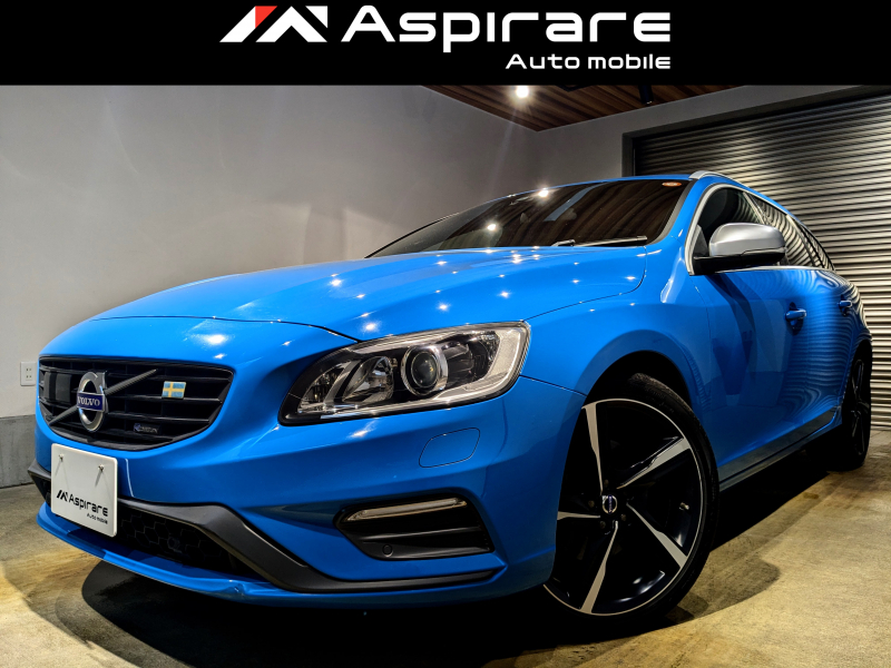 ボルボ V60 T6 AWD Rデザイン　ポールスターパフォーマンスパッケージ　ACC　CitySafety　BLIS　ブラックレザーシート　シートヒーター　19インチアルミホイール　レーベルブルー