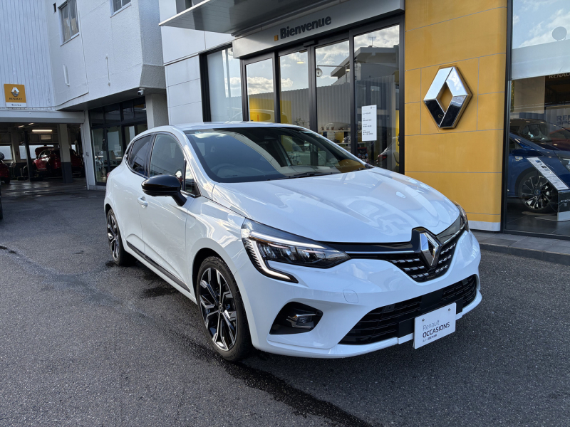 ルノー ルーテシア アントラクト　E-TECH　フルハイブリッド