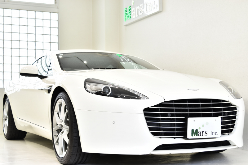アストンマーティン ラピード S タッチトロニックⅢ 正規ディーラー車 後期最終型 全席シートヒーター 社外ナビゲーションシステム 地上デジタルTV バックカメラ 可倒式リアシート 20インチアルミホイール 右ハンドル
