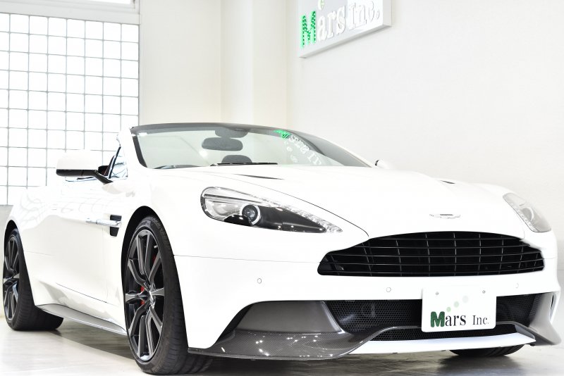 アストンマーティン ヴァンキッシュ ヴォランテ タッチトロニックⅡ 正規ディーラー車 Bang＆Olufsen One-77ステアリング バーガンディソフトトップ ベンチレーテッドシート 20インチブラックホイール 右ハンドル