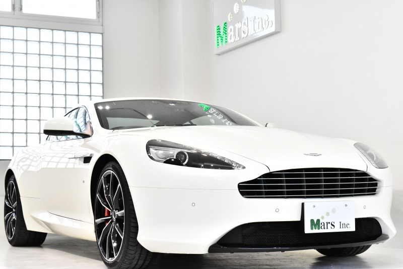 アストンマーティン DB9 GT 正規ディーラー車 後期最終型 547馬力 10スポーク20インチアロイホイール One-77レザーステアリング GT専用装備 ヘッドレストGT刺繍 シートヒーター クリスタルキー 右ハンドル