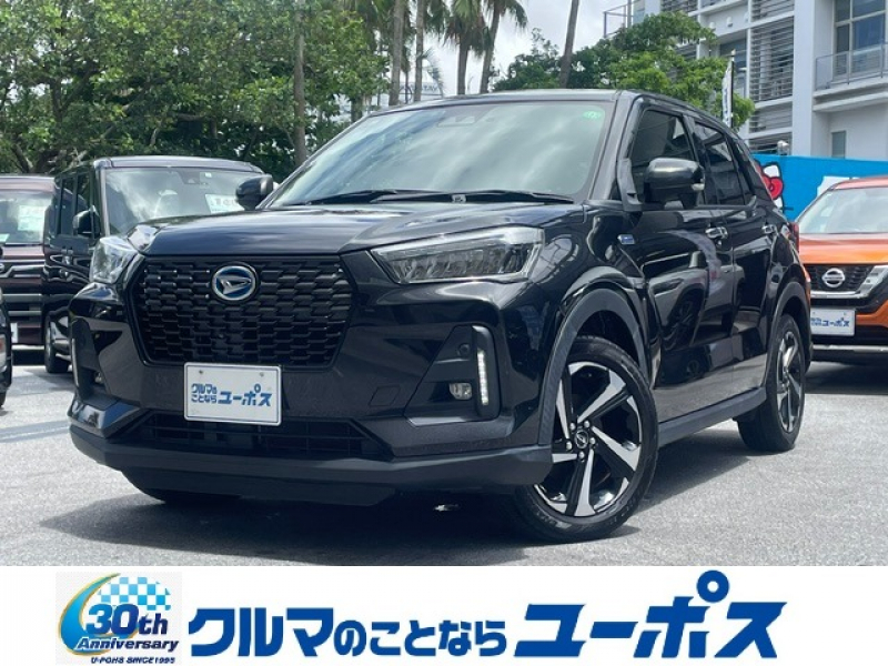 ダイハツ ロッキー プレミアムG　HEV　カロツェリアディスプレイオーディオ　パノラマモニター　ハーフレザーシート　前後ドライブレコーダー　ETC　コーナーセンサー　前席シートヒーター　LEDヘッドライト　純正17インチアルミホイール
