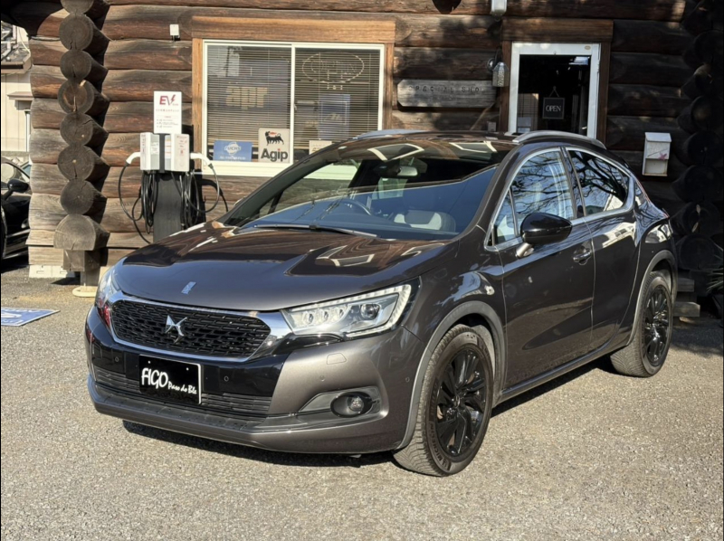 DSオートモビル DS4 クロスバック　ブルーHDi　ディーゼルターボ　ハーフレザーシート　クルーズコントロール　スマートキー
