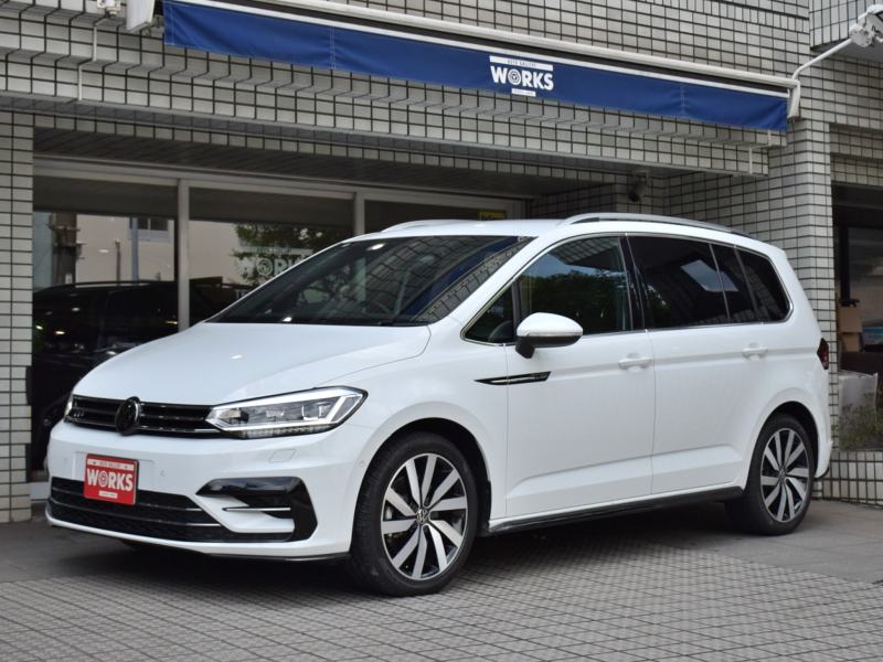 フォルクスワーゲン ゴルフトゥーラン TSI Rライン