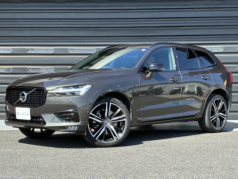 ボルボ XC60 B6 AWD Rデザイン 4WD ターボ＆スーパーチャージャー  禁煙車 スライディングルーフ harman/kardon ヒーター＆メモリー付フロントシート 360度カメラ HUD ステアリングヒーター ハンズフリーパワーテールゲート デジタルテレビ 純正21インチAW ACC Carplay