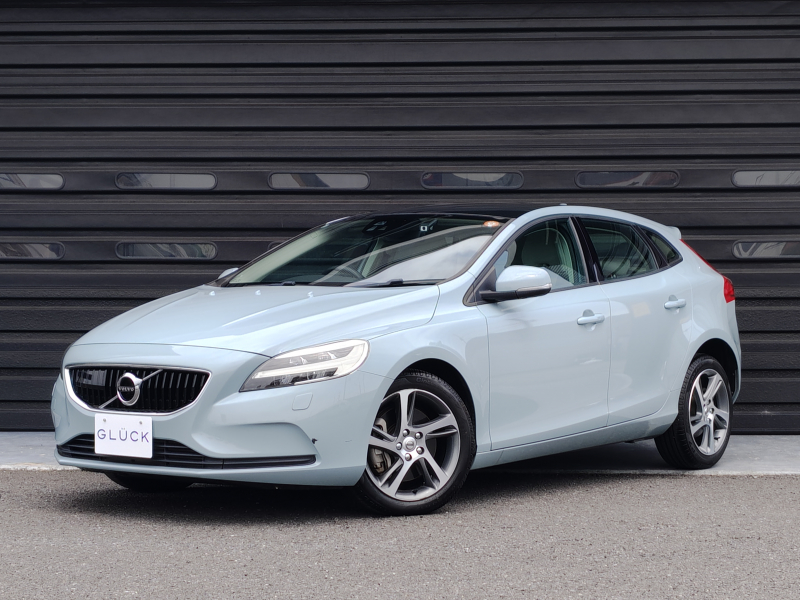 V40
