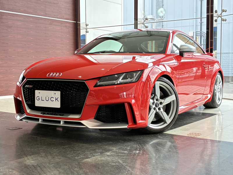 アウディ TT RS クーペ マトリクスLEDヘッド マトリクスOLEDリヤライト リヤスポイラー ファインナッパレザーRSロゴエクステンデッドレザーPKG 19インチ5アームポリゴンデザインAW