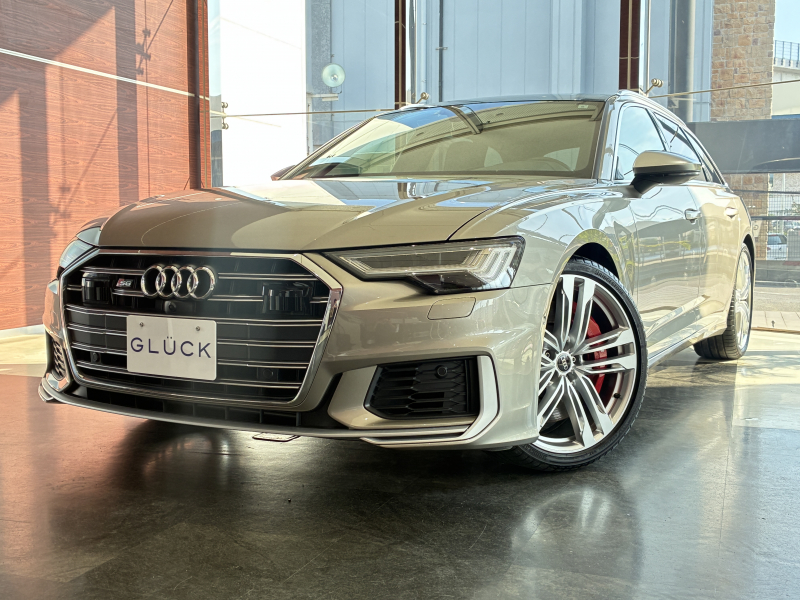 アウディ S6 2.9 Avant quattro　ワンオーナー パノラマサンルーフ 21インチアルミホイール レッドブレーキキャリパー HDマトリクスLEDヘッドライト カーボンツイルデコラティブパネル