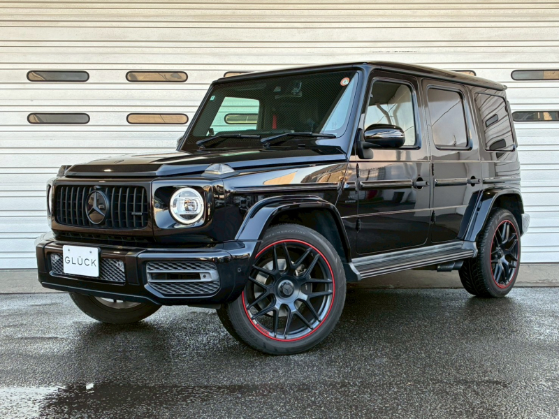メルセデスベンツ Gクラス G350d  AMGライン　4WD　G63仕様　ラグジュアリーPKG　Burmesterサラウンドシステム　AMGエディション22インチAW　ガラススライディングルーフ　黒革シート　電動シート　シートヒーター　TV　専用ドリンクホルダ-　360度全方位カメラ　