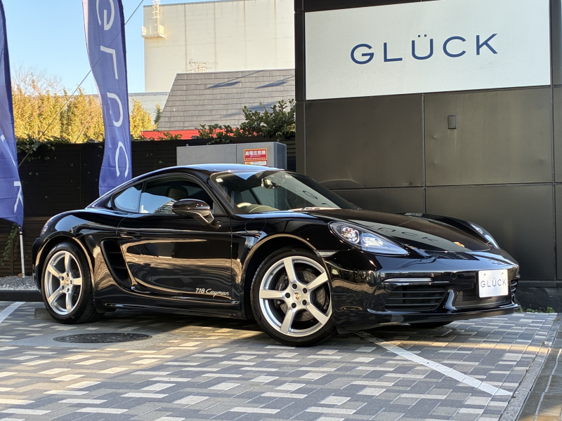 ポルシェ 718 ケイマン ベースグレード スポーツクロノPKG シートヒーター 19インチSアルミ オートエアコン 助手席ラゲッジネット 電動可倒式ドアミラー フロアマット シルバー・モデルロゴ パワーシート ETC