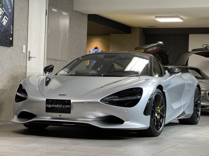 マクラーレン 750S RHD