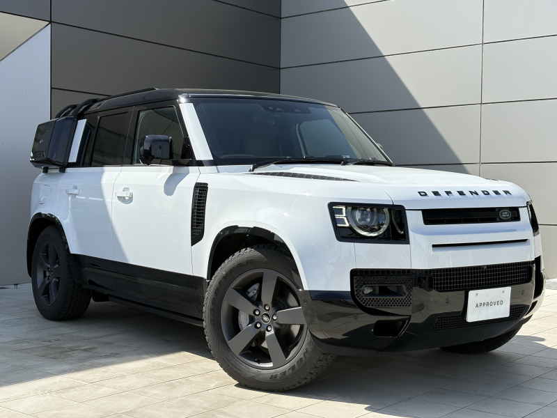 ランドローバー ディフェンダー 110 XダイナミックHSE 3.0L D350 4WD 1オーナー エアサスペンションパック ディプロイアブルサイドステップ コールドクライメートパック エクステンドブラックエクステリアパック クリアサイトインテリアビューミラー プライバシーガラス スライディングパノラミックルーフ
