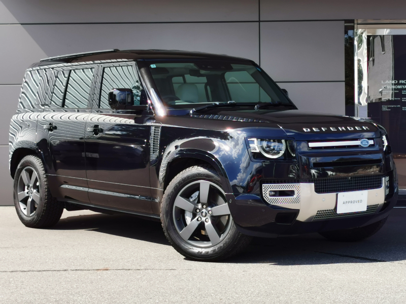 ランドローバー ディフェンダー 110 S 3.0L D350 4WD 1オーナー エアサスペンション ブライトエクステリアパック 20インチスタイル5098サテンダークグレイ フロントヒーターシート クリアサイトインテリアビューミラー リアリカバリーフック ワイヤレス充電