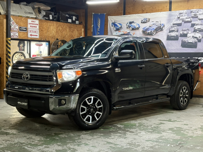 トヨタ(US) タンドラ クルーマックス　SR5　4WD　5.7L　V8　TRDオフロードPKG　WESTINチューブステップ　BKAフリップG2