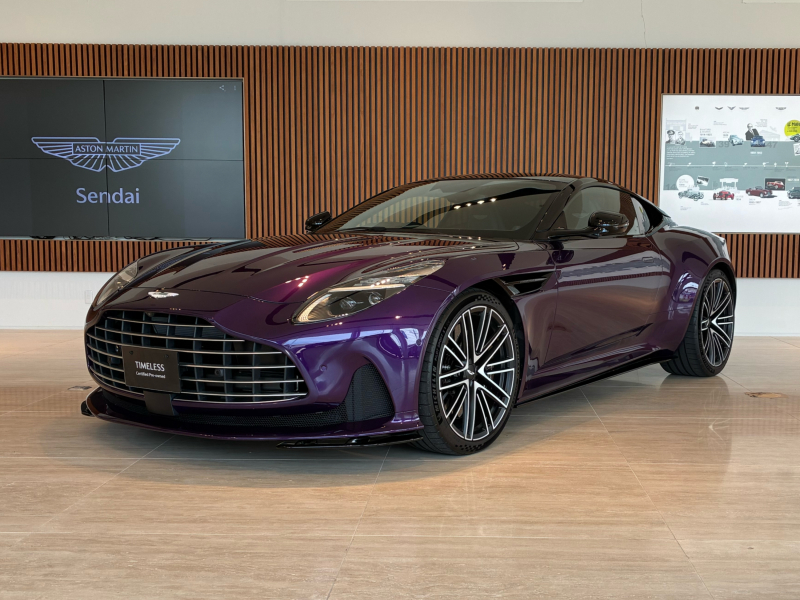 アストンマーティン DB12 4.0L V8 RHD 2024MY  OP総額800万円超 1オーナー 元デモカー Bowers&Wilkins  カーボンセラミックブレーキ インテリア-Inspire Comfort-Monotone  認定中古車保証