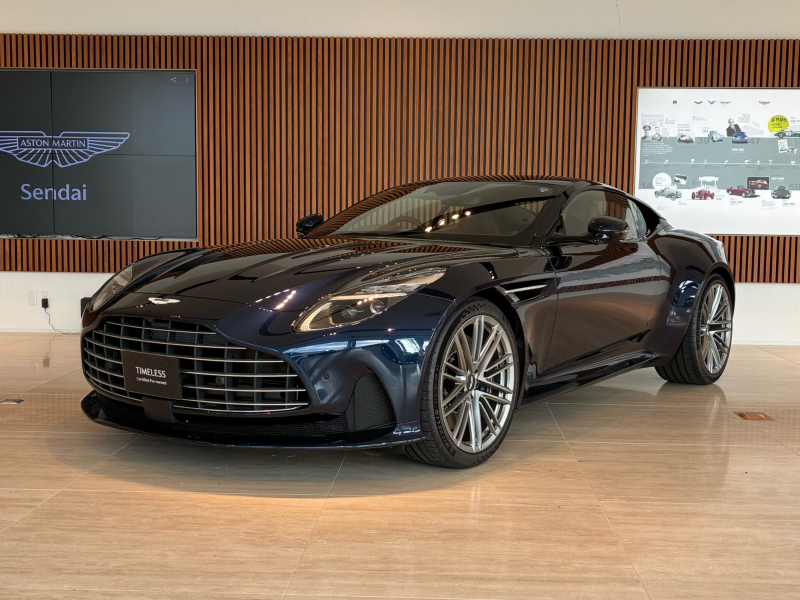 アストンマーティン DB12 4.0L V8 RHD 2026MY  ワンオーナー 元デモカー Bowers & Wilkins インテリアパック-2x2ツインサテンカーボンファイバー  インテリア- インスパイヤスポーツモノトーン21インチサテンブロンズホイール 新車保証継承