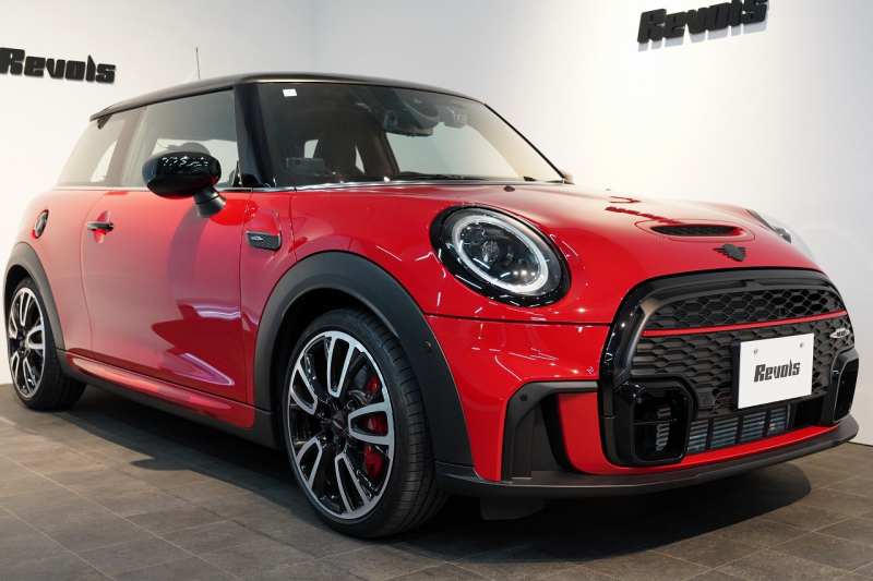 MINI(ミニ) ミニ JHON COOPER WORKS 新車保証付 JCWトリム ブラックルーフ＆ミラー