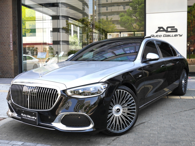 メルセデスマイバッハ Sクラス S580 4MATIC  ファーストクラスPKG  (ISG搭載)　右ハンドル　OP21インチAW　パノラマルーフ 格納式テーブル　クーリングBOX　ブルメスター　　正規ディーラー車