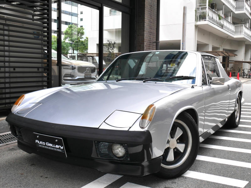 ポルシェ 914 5速MT　空冷水平対向4気筒1.679㏄→2.200㏄（ボアアップ非公認）　左ハンドル　VW製エンジン　インジェクション　脱着式タルガトップ　