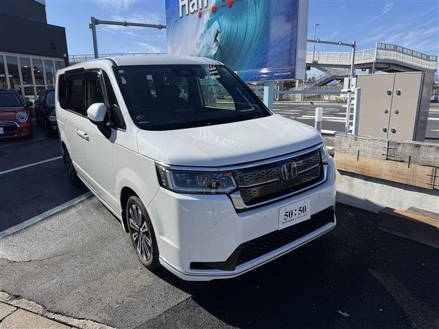 ホンダ ステップワゴン 2.0 eHEV PREMIUM 7人