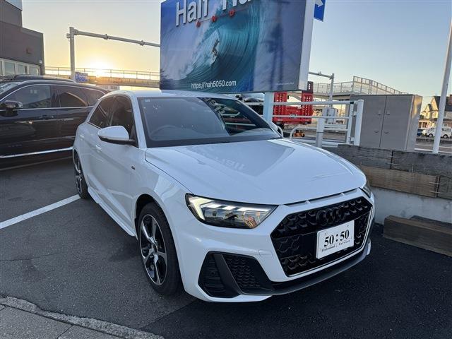 アウディ A1 SLINE