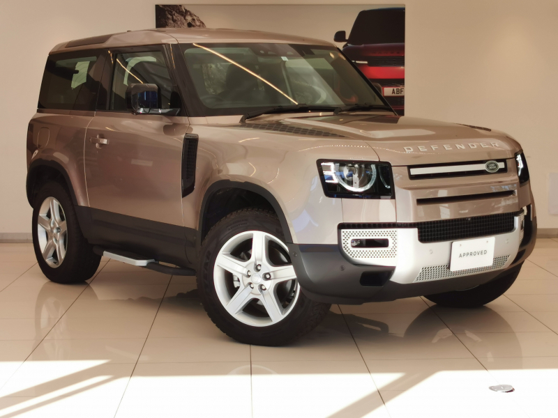 ランドローバー ディフェンダー 90 SE 2.0L P300 AWD 1オーナー 黒革シート フロントシートヒーター MERIDIANサウンド フィックスドサイドステップ 20インチアルミホイール ステアリングヒーター プレミアムLEDヘッドライト フロントフォグランプ メモリーシート