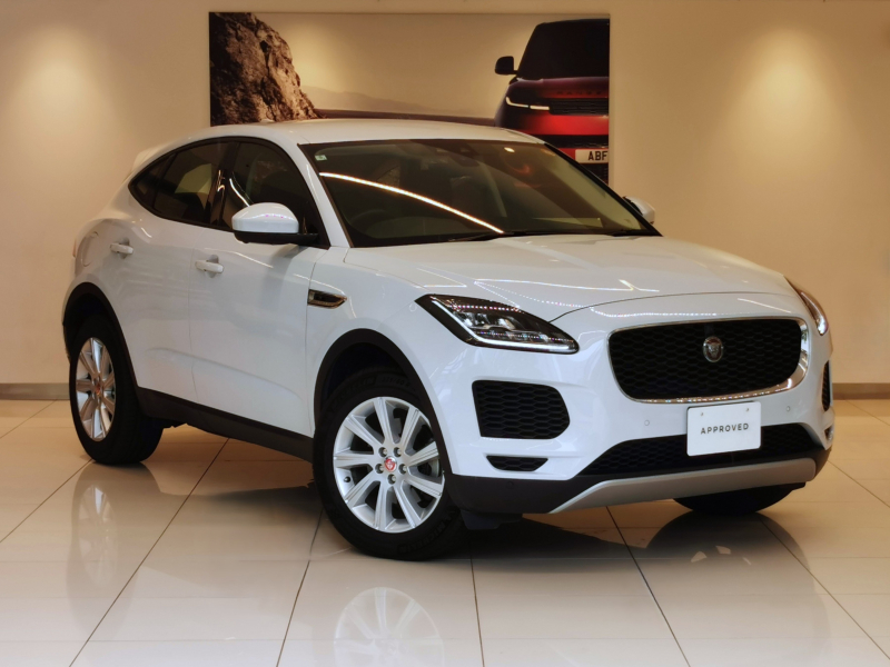 ジャガー E-PACE S 2.0L D180 AWD 1オーナー 黒革シート フロントシートヒーター ACC インタラクティブドライバーディスプレイ パワージェスチャーテールゲート 18インチアルミホイール ブラインドスポットモニター