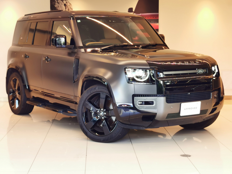 ランドローバー ディフェンダー 110 カルパチアンエディション 5.0L V8S/C P525 AWD 1オーナー 茶革シート サンルーフ フロントシートヒーター＆クーラー リアシートヒーター ヘッドアップディスプレイ センターコンソール急速クーラーBOX MERIDIANサラウンド クリアサイトインテリアリアビューミラー