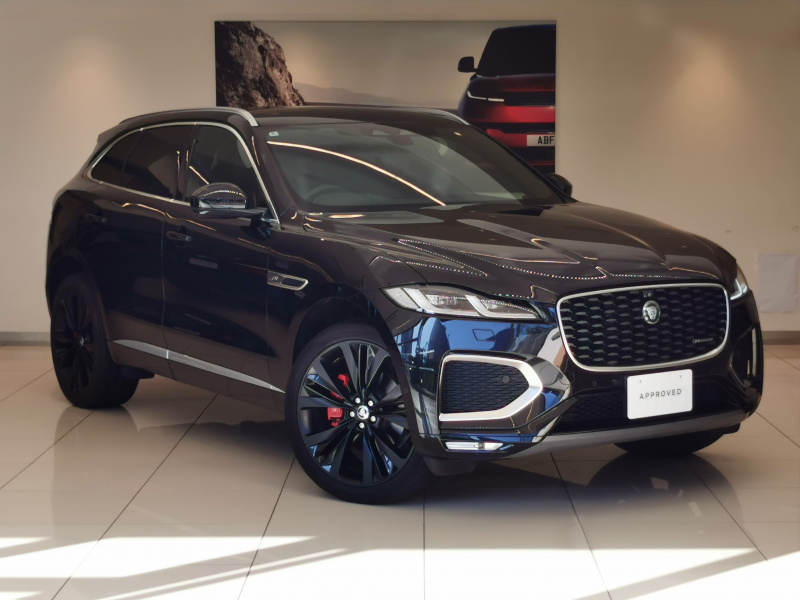 ジャガー F-PACE RダイナミックSE 2.0L P250 AWD 1オーナー 黒革シート サンルーフ フロントシートヒーター MERIDIANサウンド ワイヤレスデバイスチャージング 22インチアルミホイール ステアリングヒーター インタラクティブドライバーディスプレイ